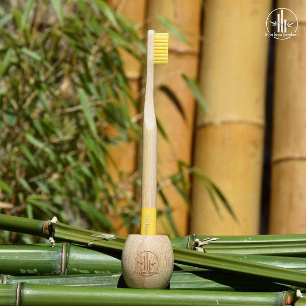 Brosse à dents en bambou jaune Mon Beau Bambou